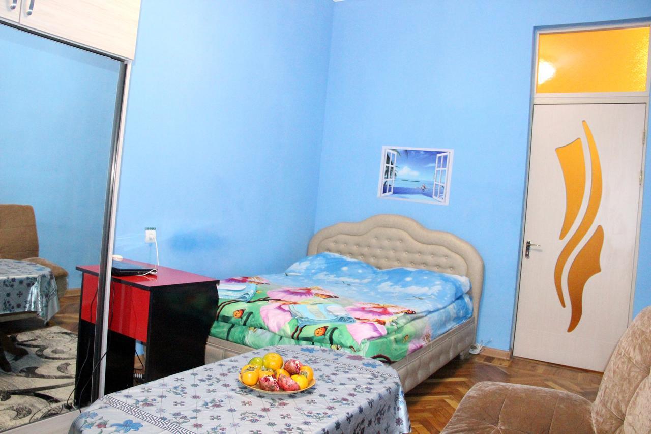 Karinitas Family Hostel Erivan Dış mekan fotoğraf